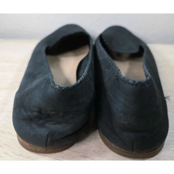 UGG Leather Slip On Flats Black Scalloped Edge Loafers Size 9 - Picture 6 of 9